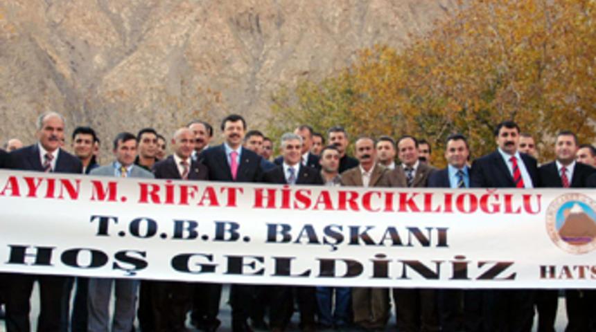 Hisarcıklıoğlu: Se&ccedil;ilenlerle birlik i&ccedil;inde olmak lazım