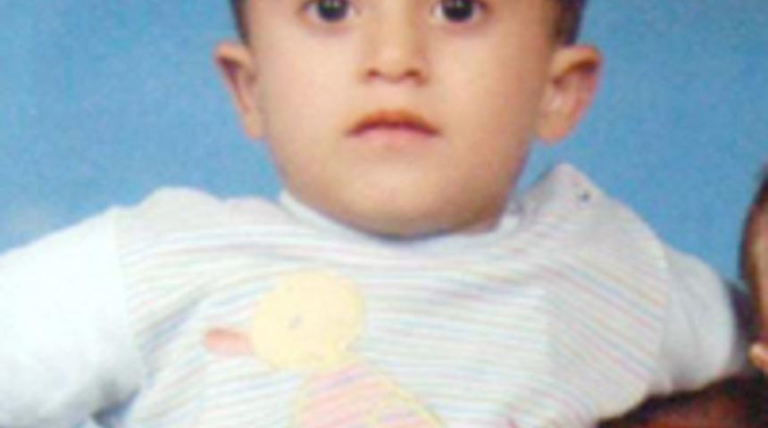 Yaralı &ccedil;ocuğun sırrı &ccedil;&ouml;z&uuml;lemiyor