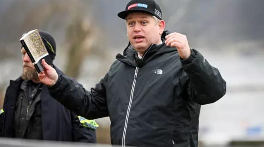 Stockholm’deki Türkiye büyükelçiliği önünde Kur’an-ı Kerim yakmıştı! Yakalama kararı çıkartıldı