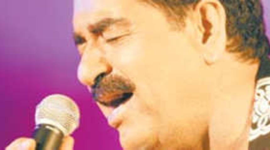 Tatlıses 30 yıllık bıyığını canlı yayında kesti