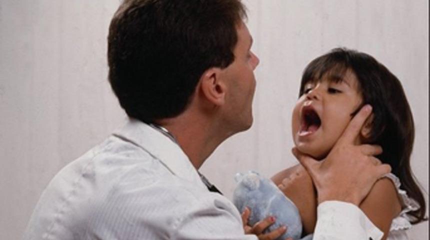 Çocuklarda karın ağrısına dikkat