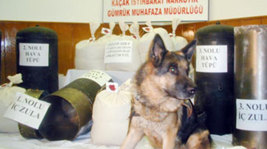 LPG t&uuml;plerinin i&ccedil;inden uyuşturucu hap &ccedil;ıktı