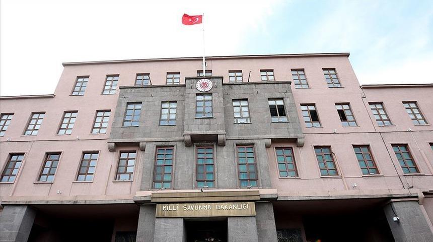 MSB ve Cumhurbaşkanı Yardımcısı Yılmaz, Kıbrıs Barış Harekatı'nın 49. yıl dönümünü kutladı!