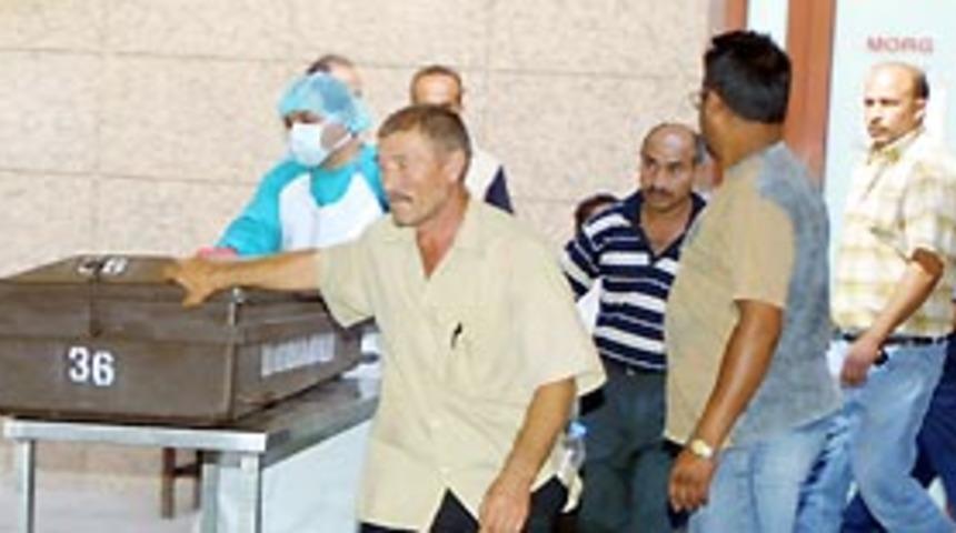 Boşanmak isteyen eniştelerini &ouml;ld&uuml;rd&uuml;ler