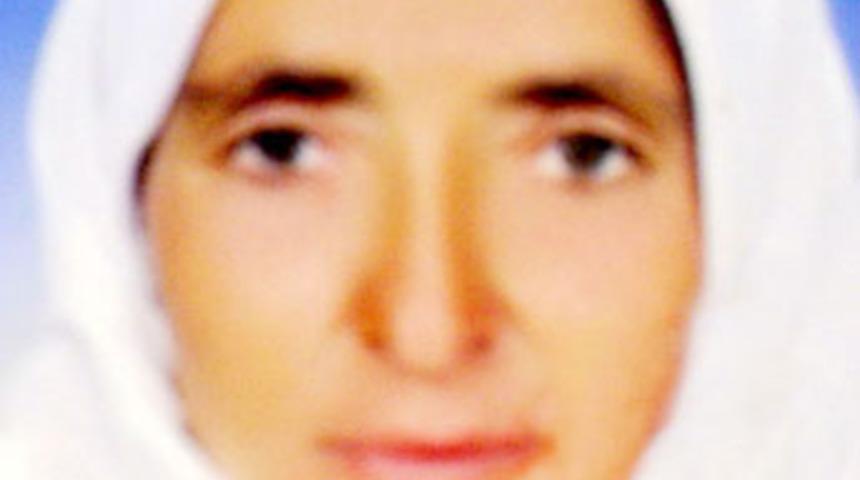 Kızının d&uuml;ğ&uuml;n&uuml;nde maganda kurşunuyla &ouml;ld&uuml;