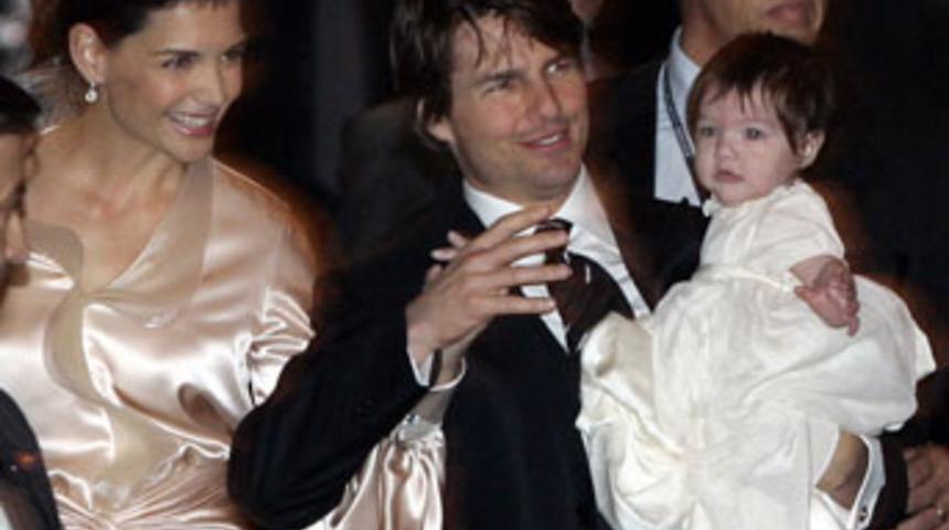 G&ouml;zler Roma'daki yılın d&uuml;ğ&uuml;n&uuml;nde...