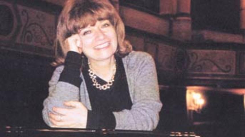 İzmir'de "harika kadın"dan Mozart konseri