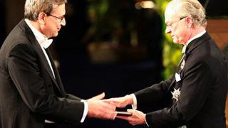 Pamuk'un eserleri ders kitabına girebilir