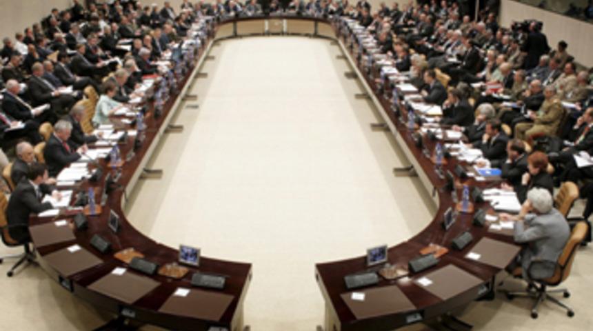 'NATO, PKK m&uuml;cadelesinde olmayacak