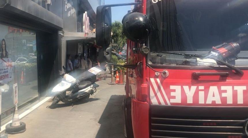 MHP İl Başkanlığı’nın bulunduğu binada yangın paniği