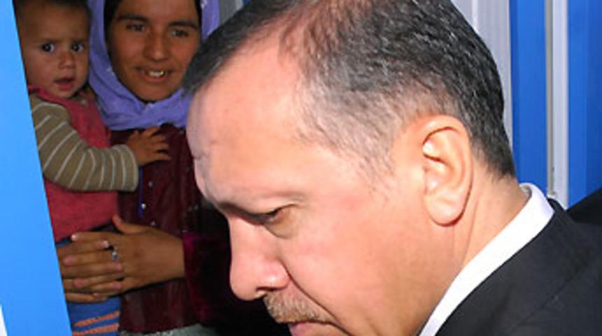 ''Selden zarar g&ouml;renler yalnız değil''