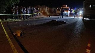 Karşıdan karşıya geçmeye çalışan kadın hayatını kaybetti