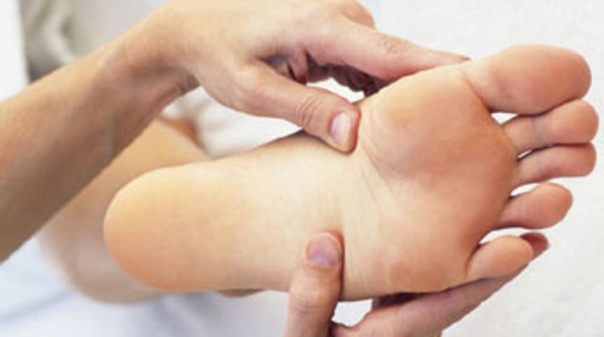Diyabetin ayaklara verdiği zarar önlenebiliyor