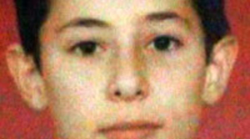 Lise &ouml;ğrencisi kavgada &ouml;ld&uuml;