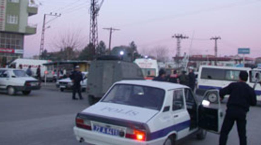 Şehit polis sayısı 4'e y&uuml;kseldi