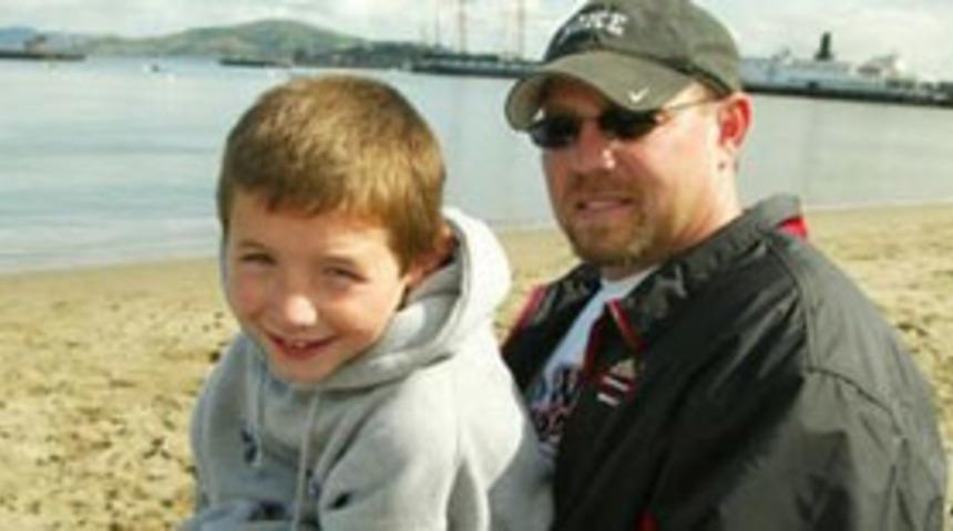 7 yaşında San Francisco'ya y&uuml;zd&uuml;