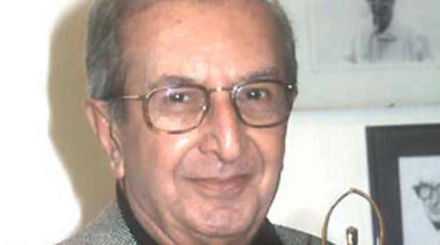 Atıf Yılmaz'a h&uuml;z&uuml;nl&uuml; veda