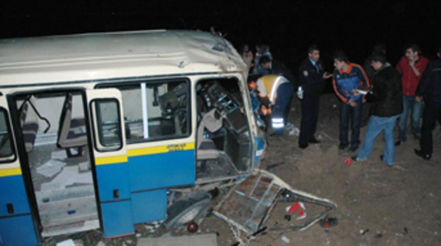 Kahramanmaraş'ta trafik kazası: 23 yaralı