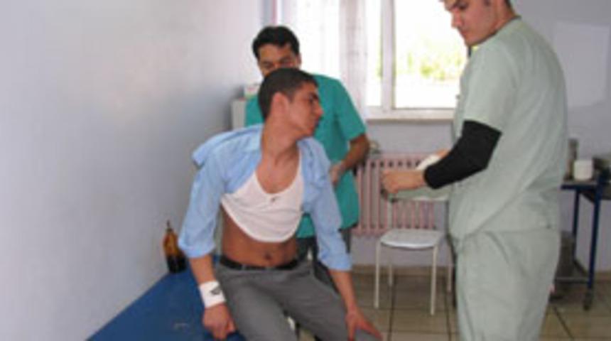 Lisede &ouml;ğrenci kavgası: 1 yaralı