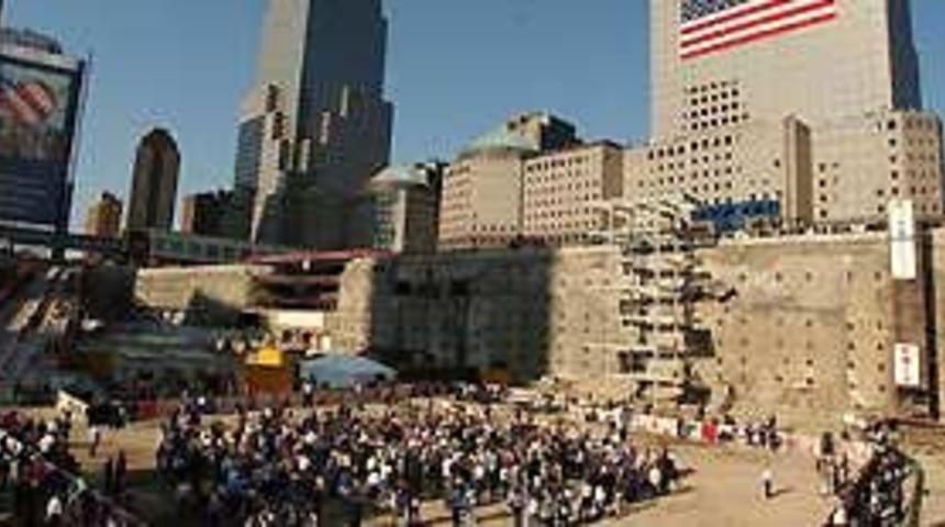 ABD, 11 Eyl&uuml;l kurbanlarını s&uuml;kut i&ccedil;inde andı