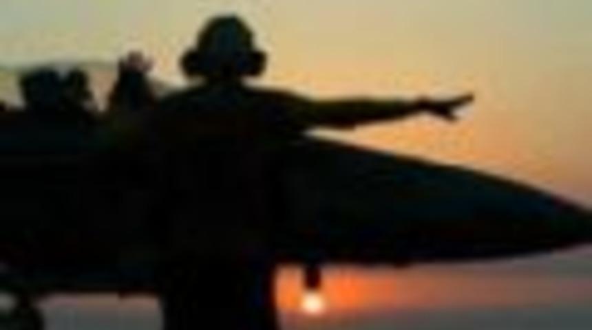 İsrail'den hava saldırısı: 6 &ouml;l&uuml; 10 yaralı