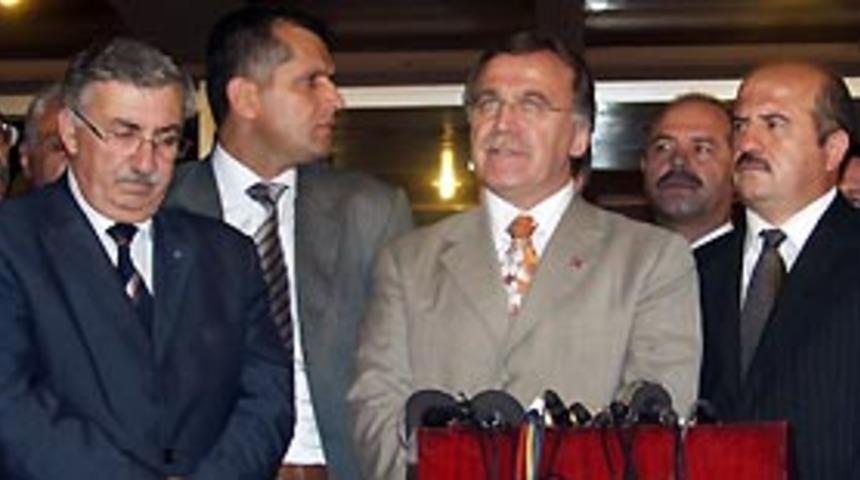 H&uuml;k&uuml;met ve memurlardan son pazarlık