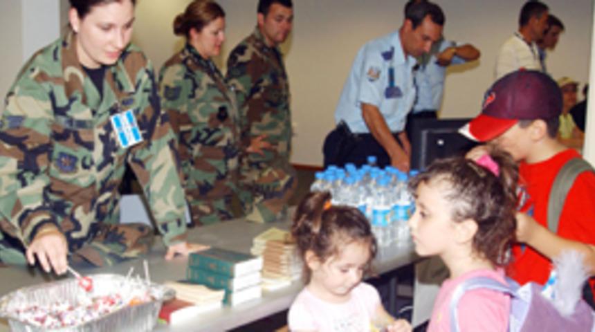 Amerikalılar, İncirlik'te stres attı