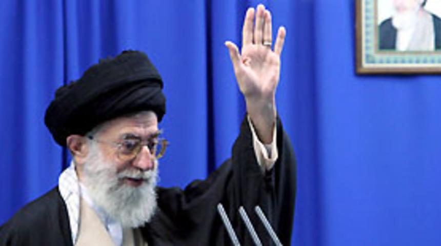 Hamaney, d&uuml;nya medyasını su&ccedil;ladı