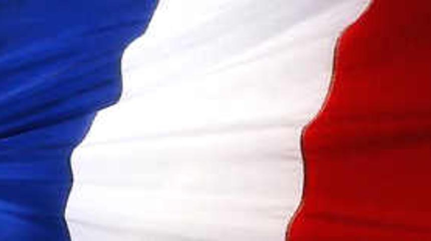 ''D&uuml;nya İran'a karşı birleşmeli''