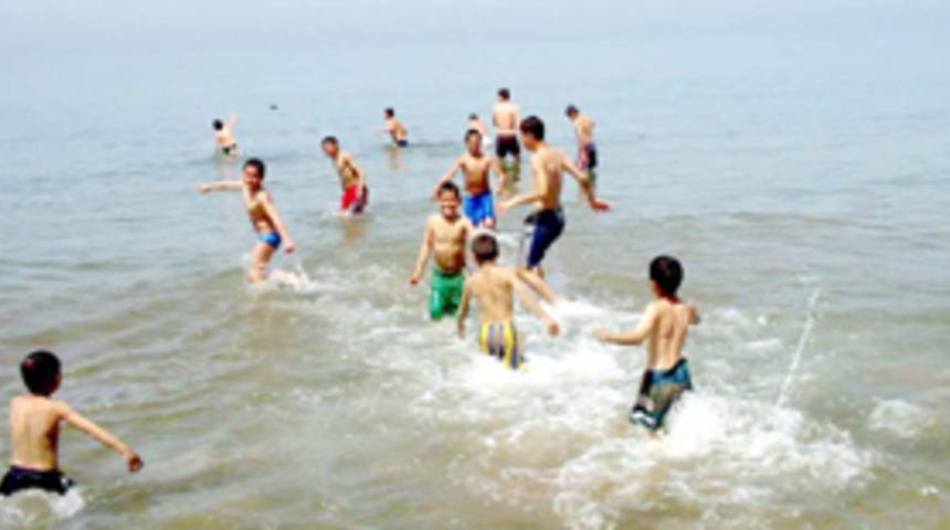 Yalova'da deniz 2 noktada kirli