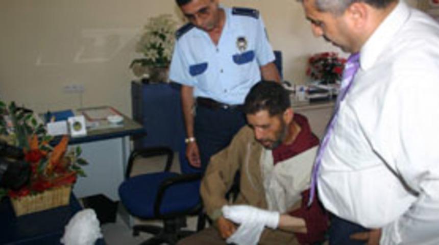 Sahtekar dilenciyi polisler ifşa etti