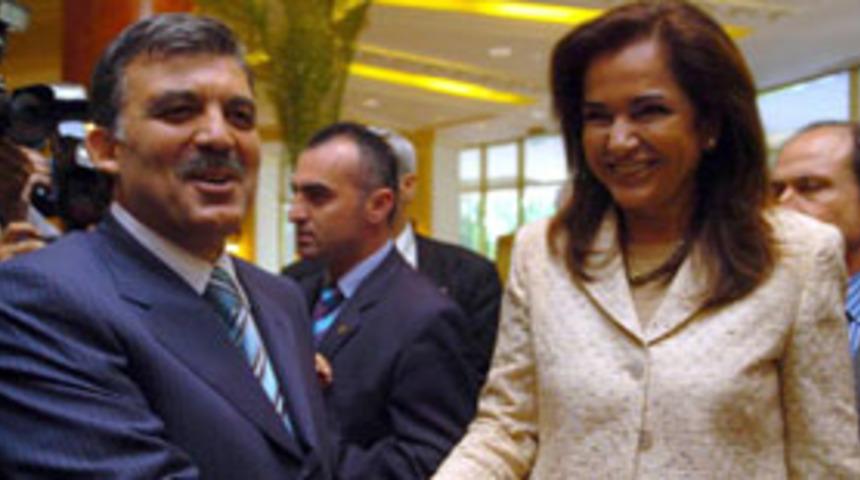 G&uuml;l ve Bakoyannis medyaya seslendi