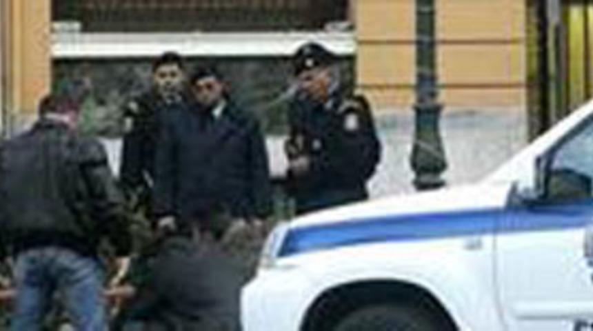 Atina'da kanlı soygun