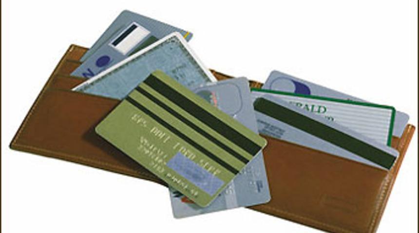 Kredi kartı faizleri yeniden d&uuml;zenlendi