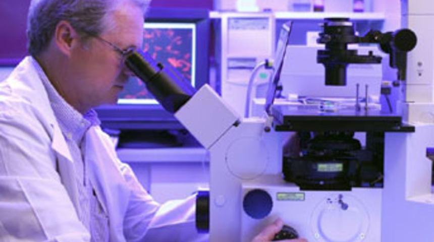 Alzheimeri erken teşhis eden molekül