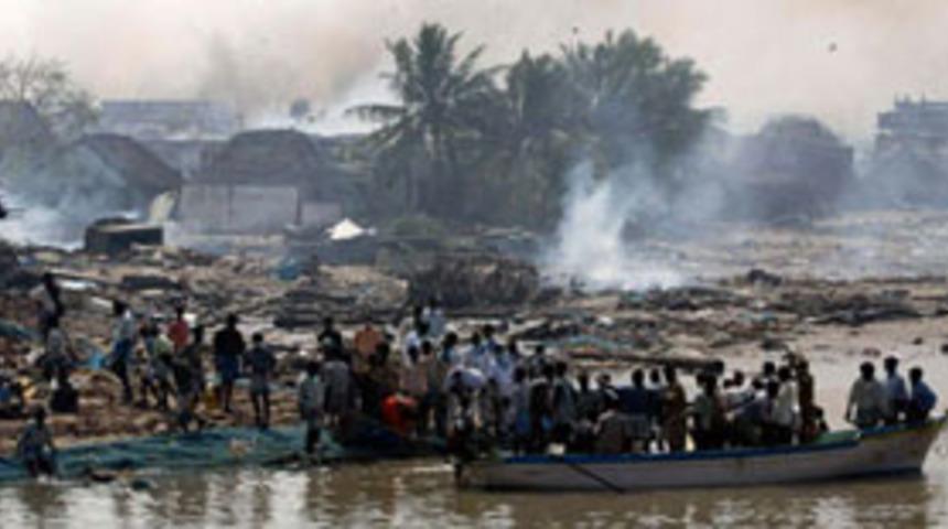 Cava'da 6.1 şiddetinde art&ccedil;ı sarsıntı