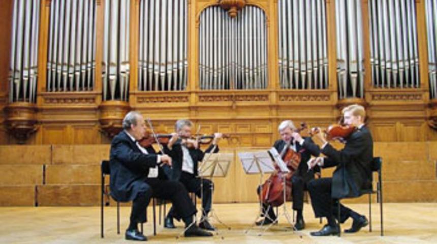 Şostakovi&ccedil; izinde 40 yıl