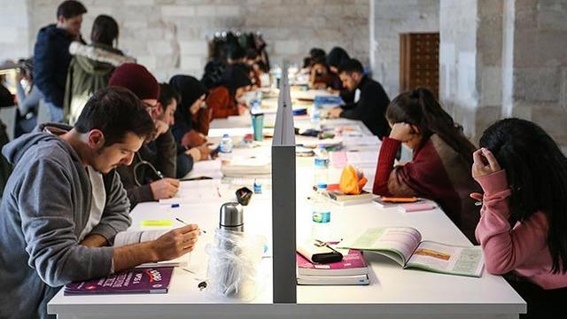 Öğrenciler ve üniversiteleri ilgilendiriyor! Yargıtay'dan emsal karar!