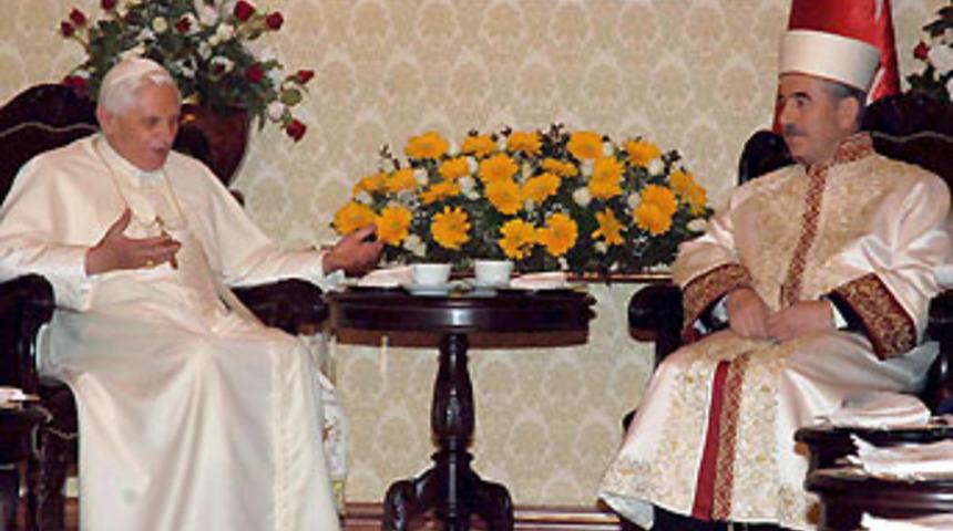 Bardakoğlu, Papa'yı eleştirdi