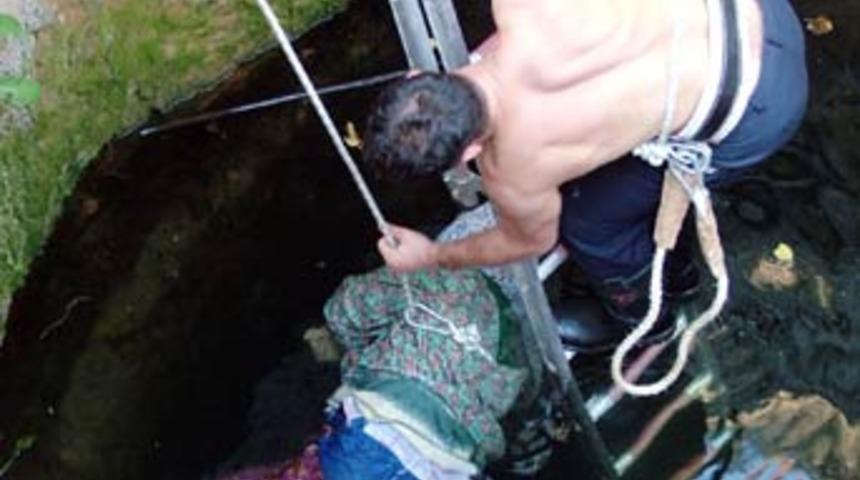 Eve d&ouml;nmeyen kadın su kuyusunda &ouml;l&uuml; bulundu