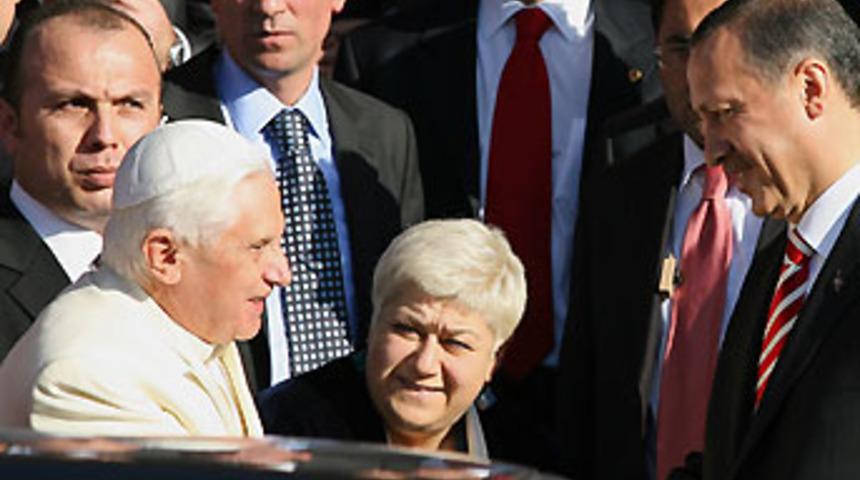 "İslamı karalamak gibi d&uuml;ş&uuml;ncem yoktu"