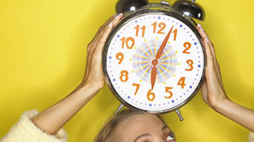 Saatler 25 Mart'ta 1 saat ileri alınıyor