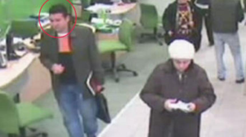 Şantaj zanlısı internet kafede yakalandı