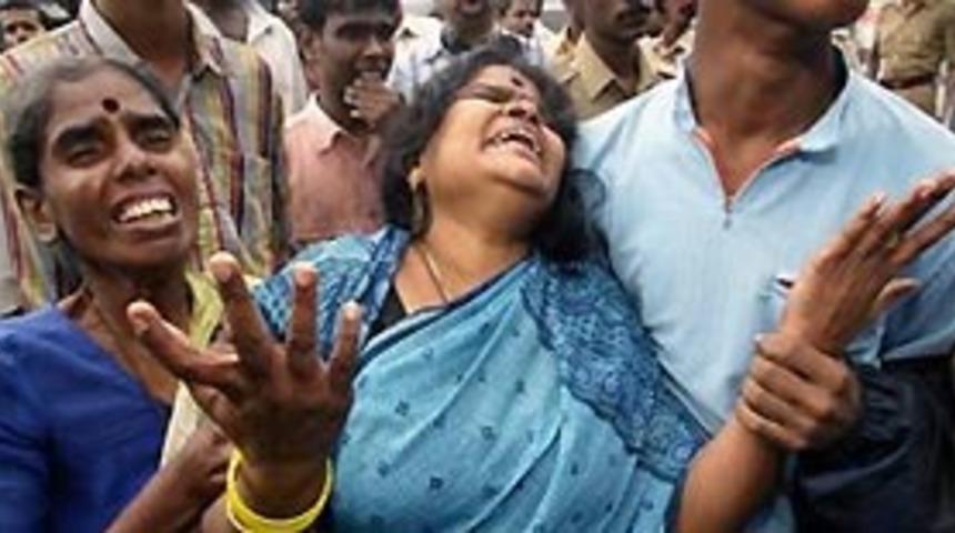 Hindistan'da fırtınalar 20 can aldı