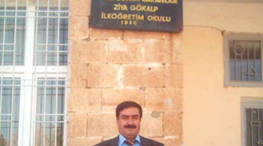 Okuduğu okula m&uuml;d&uuml;r olarak atandı