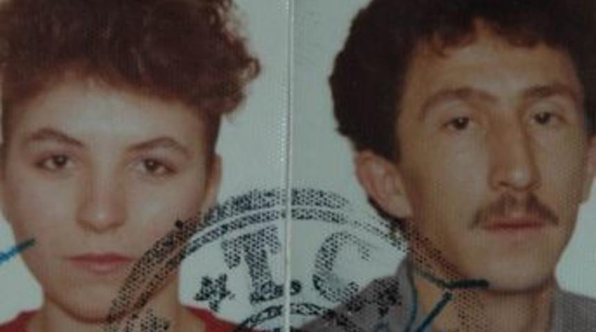 18 yıllık karısını boğarak &ouml;ld&uuml;rd&uuml;