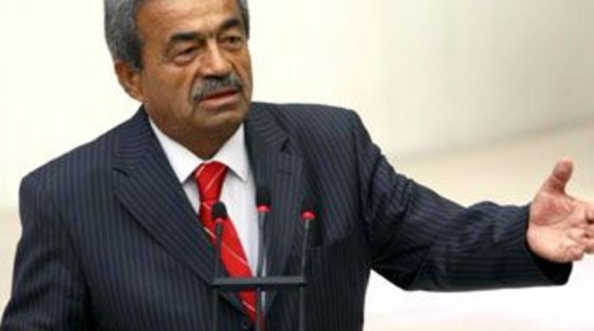 Kamer Gen&ccedil; rekora koşuyor