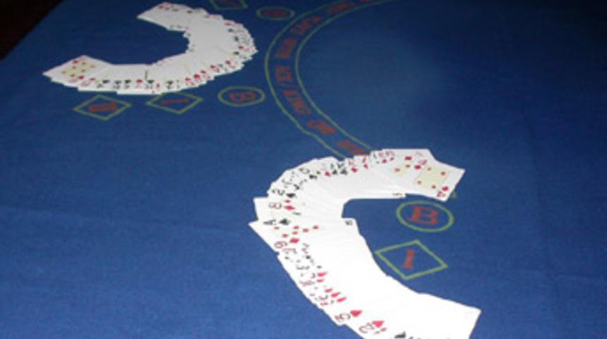 Acarkent'te yine kumarhane baskını