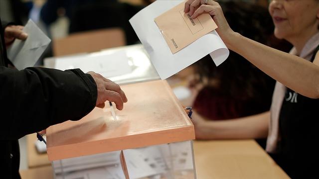 İspanya'da erken genel seçim heyecanı başladı! 37,4 milyon kişi sandık başında: Rekor kırıldı!