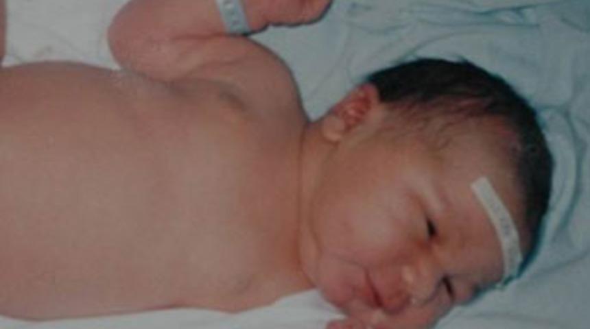 D&uuml;nyanın en uzun bebeği Bursa'da doğdu